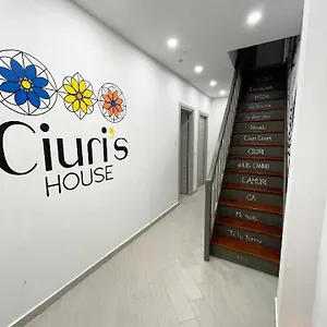  Guest house Ciuri's House